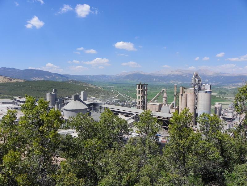 Isparta’nın En Büyük 10 Şirketi: Şehir Ekonomisinin Devleri