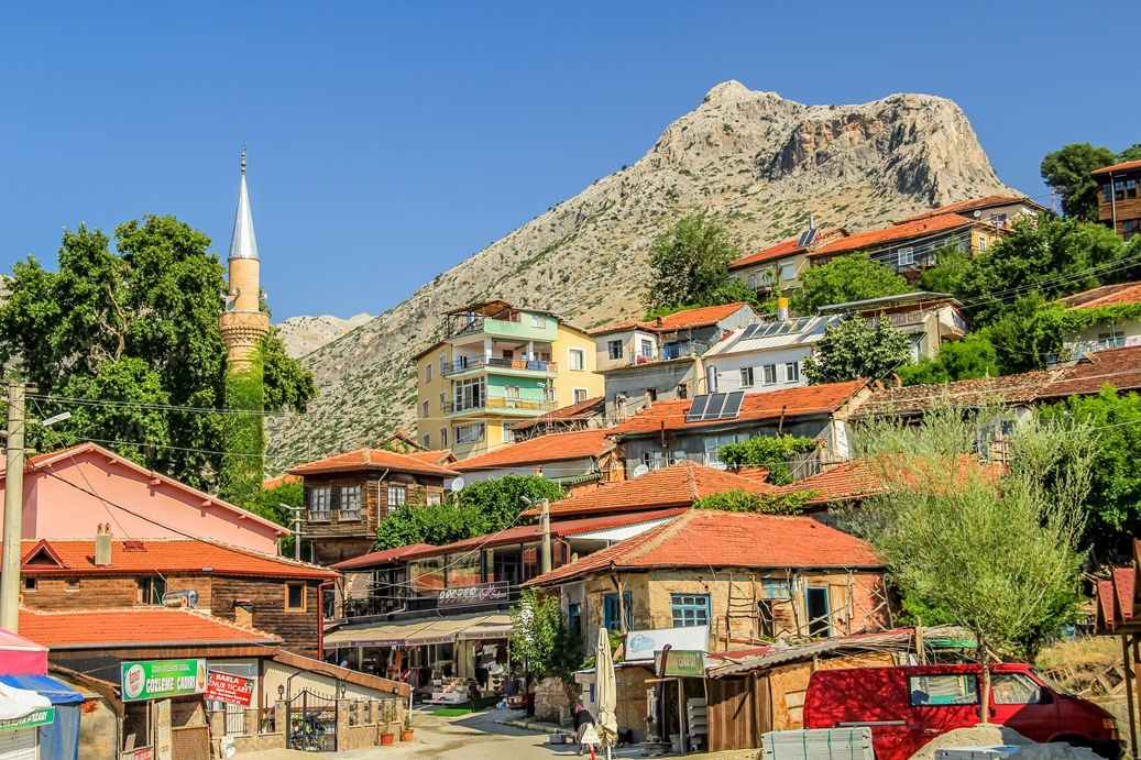 Isparta'nın En Güzel Köyleri: Fotoğrafik Rotalar Rehberi