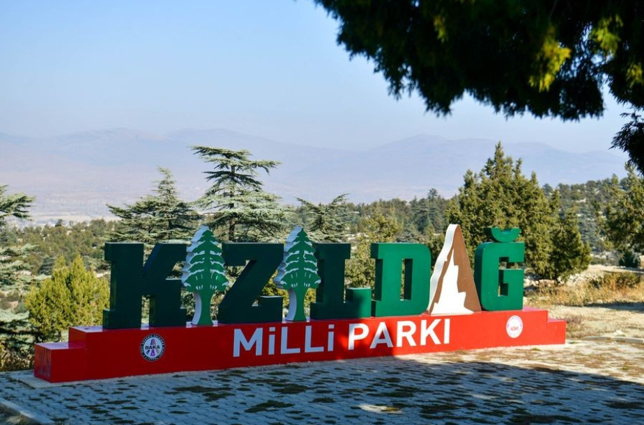  Kızıldağ Milli Parkı: Türkiye’nin En Yüksek Oksijen Deposunda Kamp Deneyimi