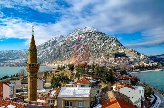 Neden Isparta? Bir Öğrenci Şehri Olarak Artıları ve Eksileri