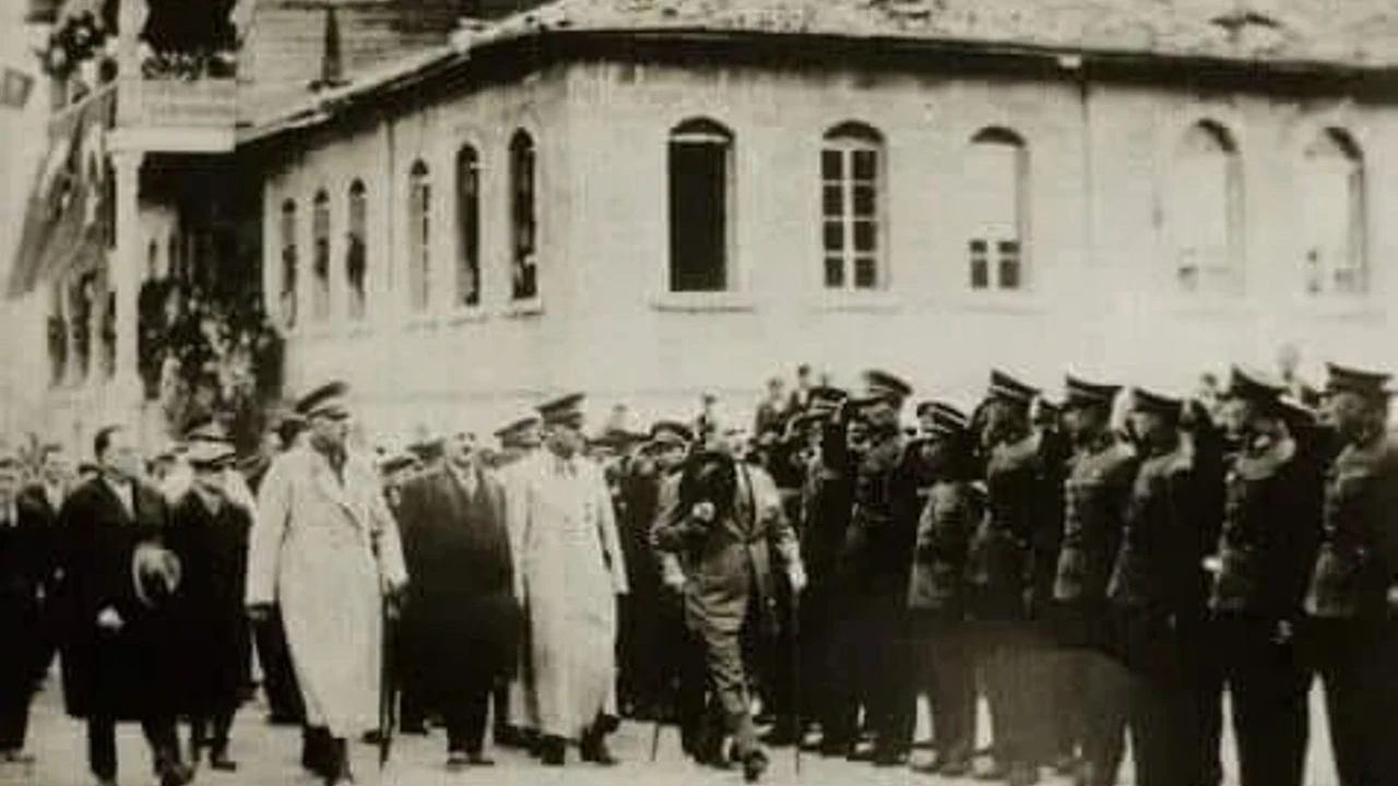 Atatürk’ün Isparta Ziyareti: Tarihi Dönüm Noktası ve Şehirdeki İzleri