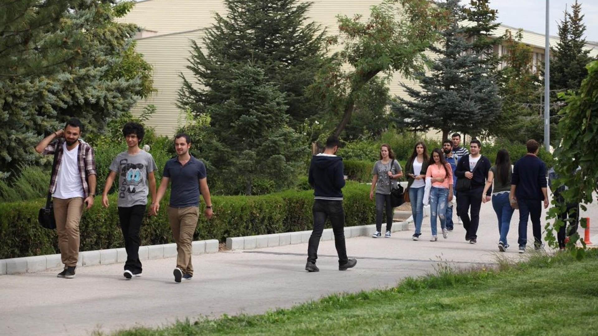 Isparta’da Başınıza Gelebilecek Komik Olaylar: Öğrencilerin Çok İyi Bildiği 9 Durum