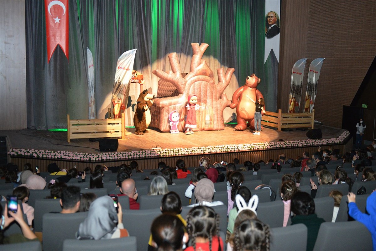Isparta’da Kültür ve Sanatın Buluşma Noktaları: Tiyatrodan Konserlere